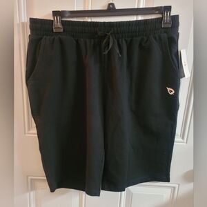 Women's NWT Baeleaf Shorts